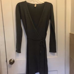 Yoli & Otis Cashmere Wrap dress